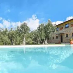 Villa Uliveta by Nicola Real Estate