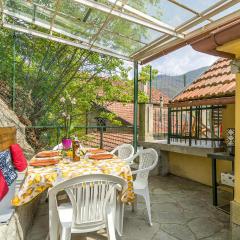 2 Bedroom Awesome Apartment In Savignone