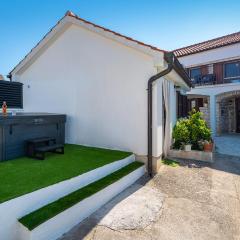 Lovely Home In Slivnica With Wifi