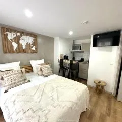 Hôtel Résidence A la Buttes aux Cailles