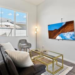 Dreamlight Modern Home in Casa Grande with Pool,BBQ