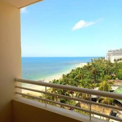 Hermoso apartamento con vista al mar y acceso directo a la playa