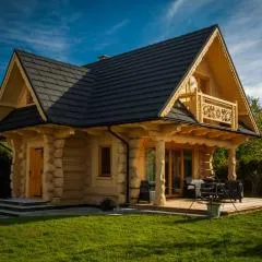 Chata Czarny Kot z jacuzzi i sauną