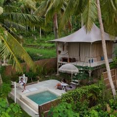 Exotic Private Glamping