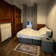 Modern 2-Bedroom Apartment-Dublin City