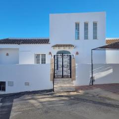 Stunning Home In Cuevas Del Almanzora With Outdoor Swimming Pool