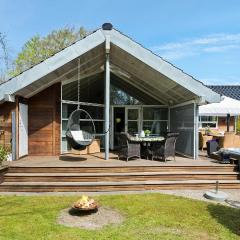 Stunning Home In Gilleleje With Sauna