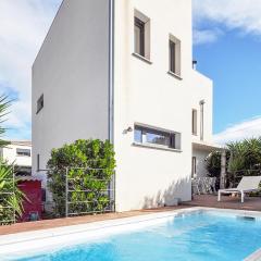Nice Home In Villelongue De La Salanque With Private Swimming Pool, Can Be Inside Or Outside