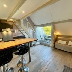 Studio mezzanine rénové 32m² avec balcon, parking et accès plage à Saint-Pierre-Quiberon - FR-1-478-82