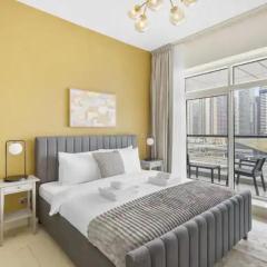38th Floor Luxe Studio in JVC, Centrally Located, Swimming Pool & Gym, MUST VIEW