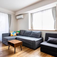 ROMANTIC FLAT IN THE HEART OF SHIBUYA / 7MIN WALK