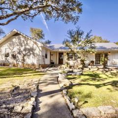 Shady Grove - hot tub, games, sleeps 8, minutes to downtown Wimberley, great for families!