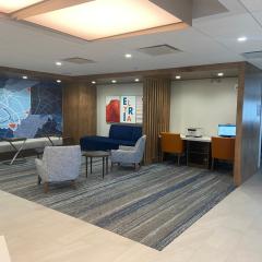 Holiday Inn Express & Suites Elyria by IHG