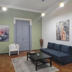 Apartment 1BDR in Marschall Palace