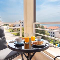 Apartment Nevera, Sea View and private parking