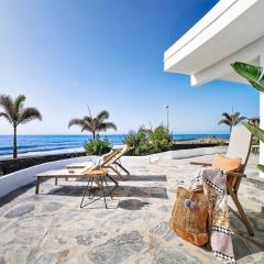 Amapola Coral - recién reformado, frente a la playa