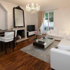 Royal Versailles Dolcevita St Louis