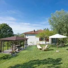 Villa Bruna Montefeltro, villetta indipendente circondata da un grande giardino
