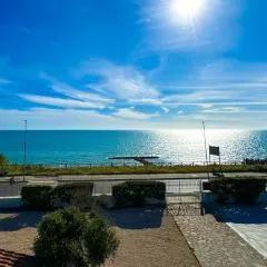 Edo House Anzio - Beachfront - Fronte Mare - Affittacamere