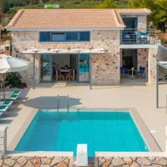 Villa Delphini by Villa Plus