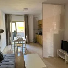 Bonito Estudio en San Isidro bien situado