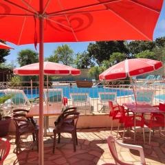 Bungalow de 2 chambres avec piscine partagee et terrasse amenagee a La Baule Escoublac