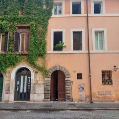 Borgo Pio 182 Vatican Suite