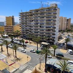 Pequeño apartamento con vistas al mar