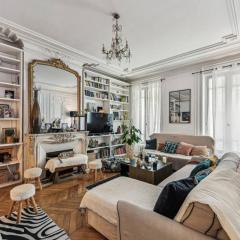 Elegant duplex 16eme 4 chambres, charme parisien