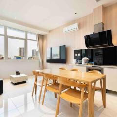 The Rixx Luxury Apartment at Ben Thanh with pool and gym