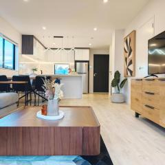 Modern & Cozy 3-Bedroom Home + Great Location