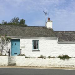 White Cottage Newport