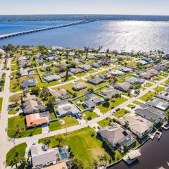 Sunlit 3BR Cape Coral Oasis w/ Pool, Near Gulf