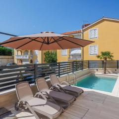 Awesome Apartment In Malinska With Wifi