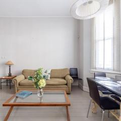 Prime Location - Stylish Apartment In Barons Court