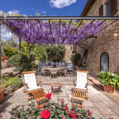 Monticchiello apartment in the historical village with garden Pienza, Siena