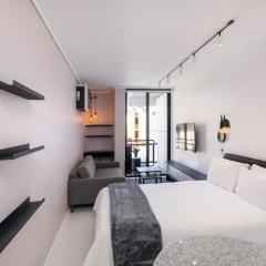 The Flamingo 805- Central Sea Point Studio Apartment - Top Floor!