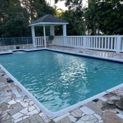 Peaceful Private Home With Exclusive Swimming Pool