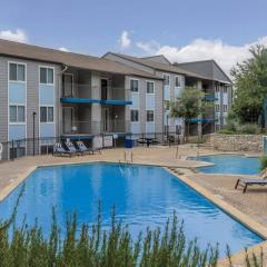 Keller 307 Charming 1br1ba Apartment, Pool, Gym