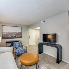 Unit In Great Location I Free Parking I Pool K