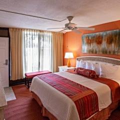 1 Bedroom Condo with full kitchen in resort, near Disney Florida