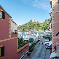 Cozy Maria Apartment in Portofino - Happy Rentals