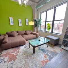 Family-Friendly 3BR Near McCormick Place, Soldier Field & Shedd Aquarium, A Prime South Loop Spot