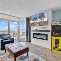 Cozy 2BR Beachfront Condo