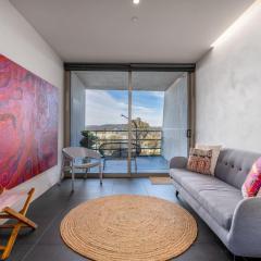 Elegant Inner City Life Nishi Building - Hosted by CanStay