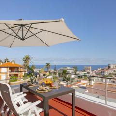 Spacious Penthouse with King-size bed, Huge terrace, Ocean & Teide view