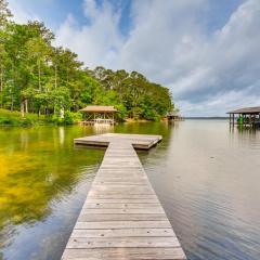 Beachfront Dadeville Family Escape on Lake Martin!