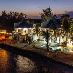 Casa Cenote Hotel