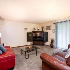 Countryside Family Cottages near Lake Bella Vista