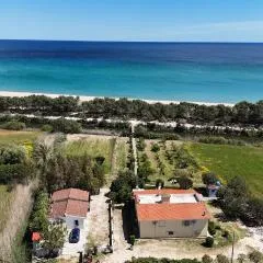 Orosei RE - Villa Aurora Rimedia a 50 metri dal mare
